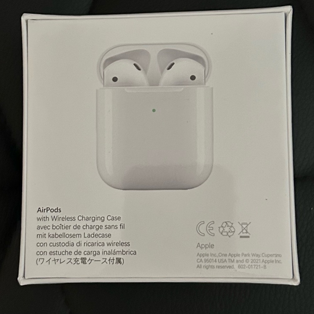 AirPods Wireless 🛜 Charging Case 🍎 - Picture 10 of 10